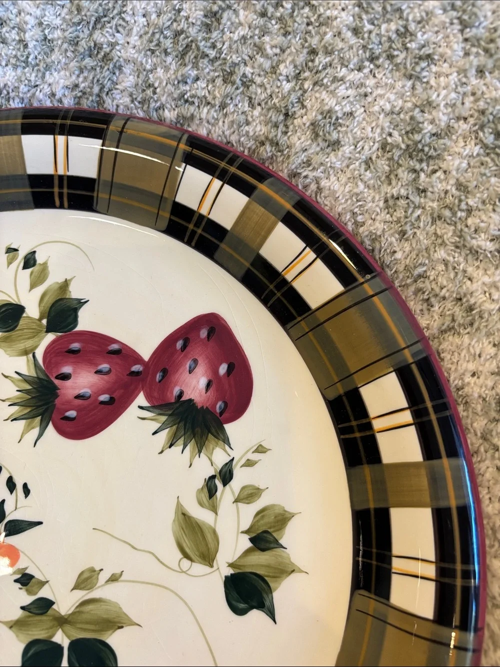 Strawberry Plaid Floral Serve Plate by Oneida NWT 12”x12”x1.50”